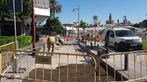 Ayuntamiento acomete la renovación del adoquinado de las calles Betis y Troya Ayuntamiento acomete la renovación del adoquinado de las calles Betis y Troya