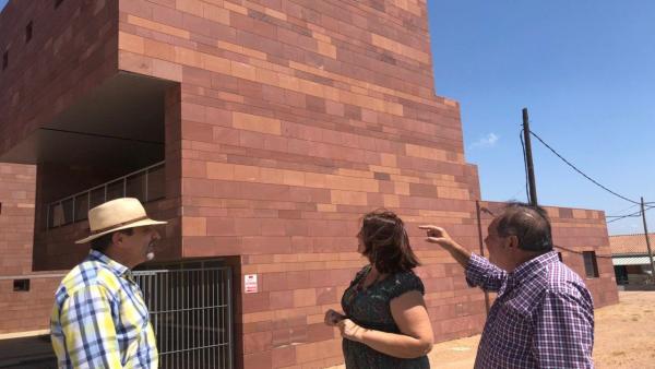 La delegada de Participación Ciudadana de Córdoba, Solidaridad y Mayores, Eva Contador, visita el centro cívico de Cerro Muriano La delegada de Participación Ciudadana de Córdoba, Solidaridad y Mayores, Eva Contador, visita el centro cívico de Cerro Muriano