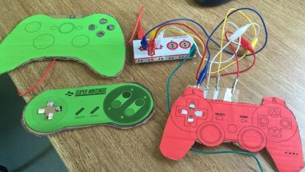 La Xunta organiza talleres de robótica, pilotaje de drones y creación de videojuegos dentro del programa TechKids La Xunta organiza talleres de robótica, pilotaje de drones y creación de videojuegos dentro del programa TechKids