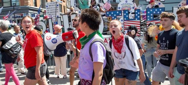 Manifestación contra el desfile del 'Orgullo Hetero'