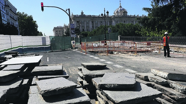 Obras en la calle Bailén. Obras en la calle Bailén.