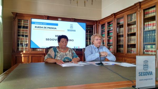 Rueda de prensa para presentar los cursos 'Hello, Segovia Speaking' de otoño 2019 en la que comparecen la alcaldesa de la localidad, Clara Luquero y el concejal de Dessarrollo Económico y Empleo, Jesús García Zamora. Rueda de prensa para presentar los cursos 'Hello, Segovia Speaking' de otoño 2019 en la que comparecen la alcaldesa de la localidad, Clara Luquero y el concejal de Dessarrollo Económico y Empleo, Jesús García Zamora.