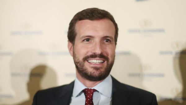 Casado avisa a Sánchez que será culpable si hay elecciones y pide dejar Casado avisa a Sánchez que será culpable si hay elecciones y pide dejar