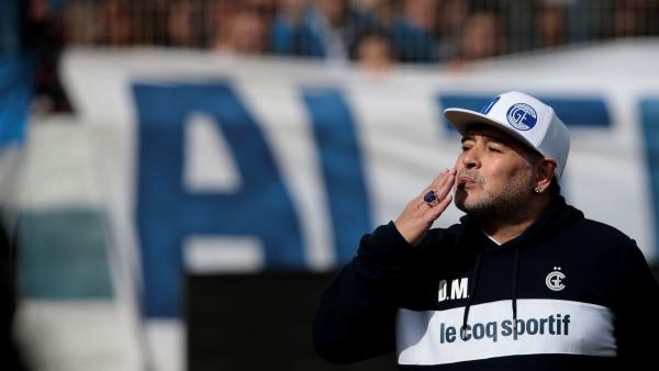 Maradona, entrenador de Gimnasia de la Plata Maradona, entrenador de Gimnasia de la Plata