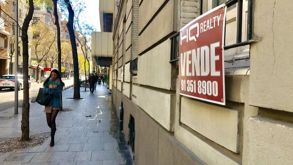 Una vivienda a la venta. Una vivienda a la venta.