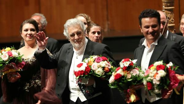 25 August 2019, Austria, Salzburg: Spanish opera singer Placido Domingo practices during the performance of 'Luisa Miller' at the Salzburg Music Festival. Photo: Franz Neumayr/APA/dpa 25 August 2019, Austria, Salzburg: Spanish opera singer Placido Domingo practices during the performance of 'Luisa Miller' at the Salzburg Music Festival. Photo: Franz Neumayr/APA/dpa