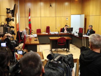 Juicio por gafas a miembro de la Manada