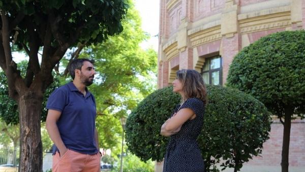 Los investigadores del departamento de Bioquímica y Biología Molecular David González Ballester y Alexandra Dubini Los investigadores del departamento de Bioquímica y Biología Molecular David González Ballester y Alexandra Dubini