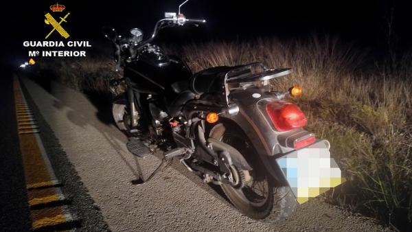 Motocilceta en la que huían los detenidos tras cometer un robo Motocilceta en la que huían los detenidos tras cometer un robo
