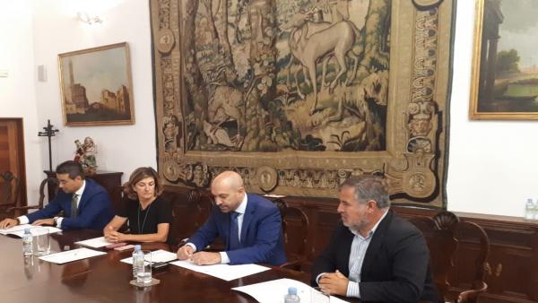 Firma del convenio segunda edición de Sámara Emprende Firma del convenio segunda edición de Sámara Emprende
