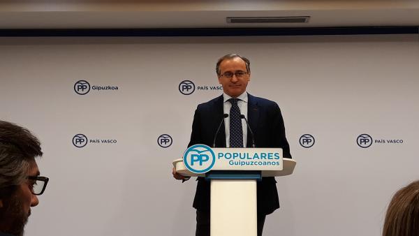 Alonso (PP) aboga por 'reconstruir puentes' para superar el bloqueo y por 'entenderse' con el PSOE aunque 'no se deje'. Alonso (PP) aboga por 'reconstruir puentes' para superar el bloqueo y por 'entenderse' con el PSOE aunque 'no se deje'.