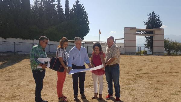 El diputado de Obras Públicas y Vivienda, José María Villegas, visita Diezma El diputado de Obras Públicas y Vivienda, José María Villegas, visita Diezma