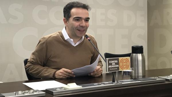 El diputado del PAR, Jesús Guerrero, durante la rueda de prensa El diputado del PAR, Jesús Guerrero, durante la rueda de prensa