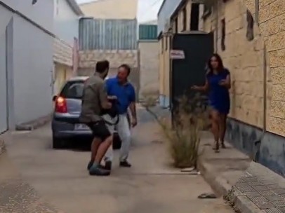 Un cámara de 'El programa de Ana Rosa' es agredido por el propietario de Magrudis