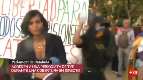 Agresión a una periodista en la Diada Agresión a una periodista en la Diada