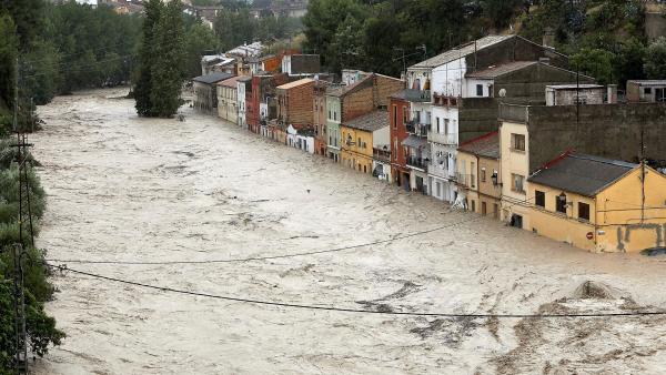 Río desbordado en Ontinyent Río desbordado en Ontinyent