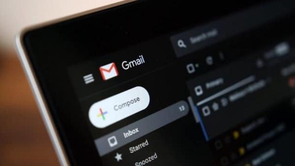 El modo oscuro en Gmail El modo oscuro en Gmail
