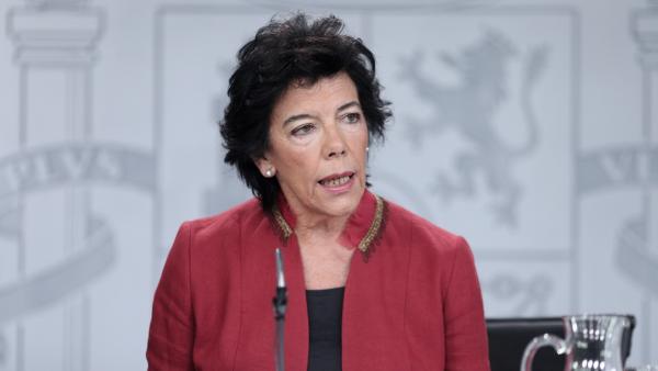 La ministra Portavoz, y de Educación y Formación Profesional en funciones, Isabel Celaá. La ministra Portavoz, y de Educación y Formación Profesional en funciones, Isabel Celaá.