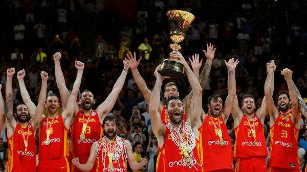 La selección española de baloncesto celebra el título mundial La selección española de baloncesto celebra el título mundial