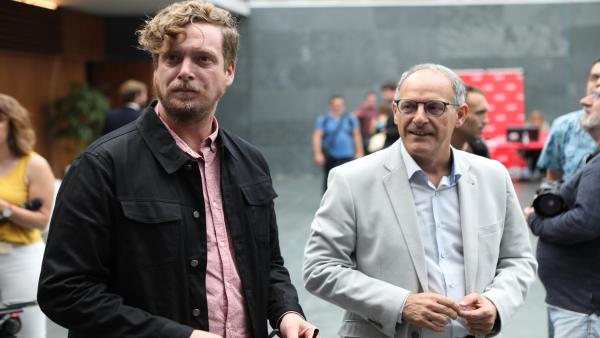 Los parlamentarios forales de EH Bildu Nafarroa Maiorga Ramírez y Adolfo Araiz, en una imagen de archivo. Los parlamentarios forales de EH Bildu Nafarroa Maiorga Ramírez y Adolfo Araiz, en una imagen de archivo.