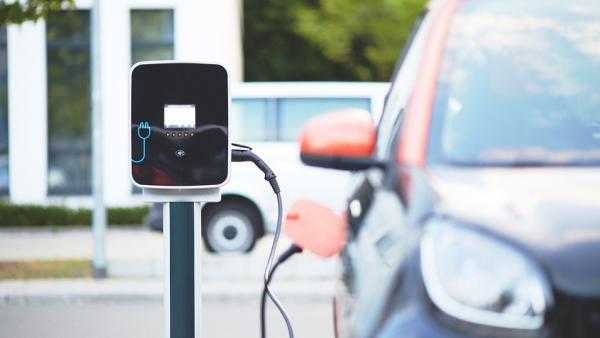 Los coches eléctricos coparán el 100% del transporte en 2050 Los coches eléctricos coparán el 100% del transporte en 2050