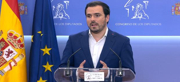 Garzón (IU) le dice al Rey que "todavía hay tiempo"