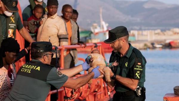 Inmigrantes rescatados en Alborán Inmigrantes rescatados en Alborán
