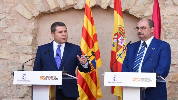 El presidente de Castilla-La Mancha, Emiliano García-Page, y el presidente de Aragón, Javier Lambán, se reúnen en Molina de Aragón El presidente de Castilla-La Mancha, Emiliano García-Page, y el presidente de Aragón, Javier Lambán, se reúnen en Molina de Aragón