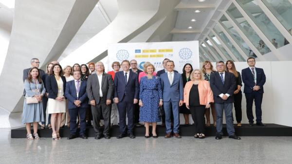 Científics centren els seus esforços a identificar biomarcadors per a aconseguir la detecció precoç de l'Alzheimer Científics centren els seus esforços a identificar biomarcadors per a aconseguir la detecció precoç de l'Alzheimer
