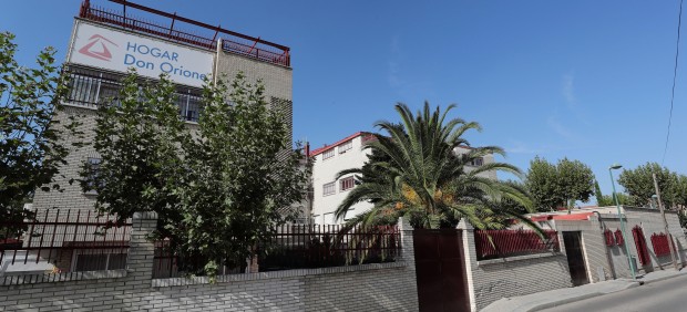 Exterior del centro residencial Hogar Don Orione en Pozuelo de Alarcón, Madrid.