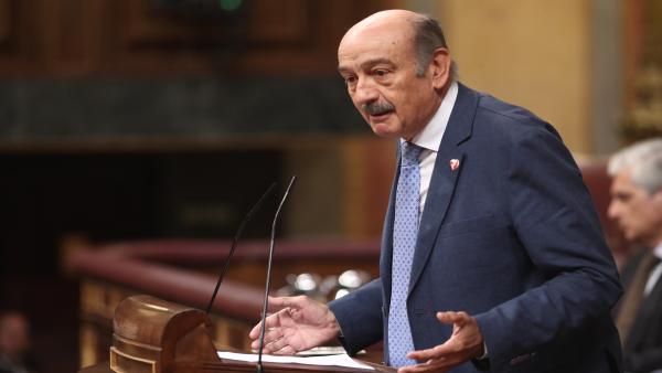 El portavoz del Partido Regionalista Cántabro (PRC) en el Congreso de los Diputados, José María Mazón, interviene en la sesión de control al Gobierno en funciones, en Madrid (España) a 11 de septiembre de 2019. El portavoz del Partido Regionalista Cántabro (PRC) en el Congreso de los Diputados, José María Mazón, interviene en la sesión de control al Gobierno en funciones, en Madrid (España) a 11 de septiembre de 2019.