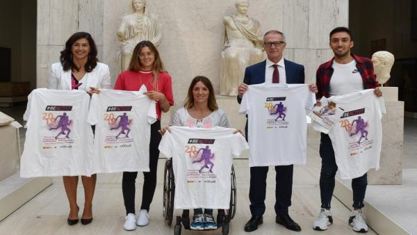 José Guirao y María José Rienda, con los embajadores de la Semana Europea del Deporte. José Guirao y María José Rienda, con los embajadores de la Semana Europea del Deporte.