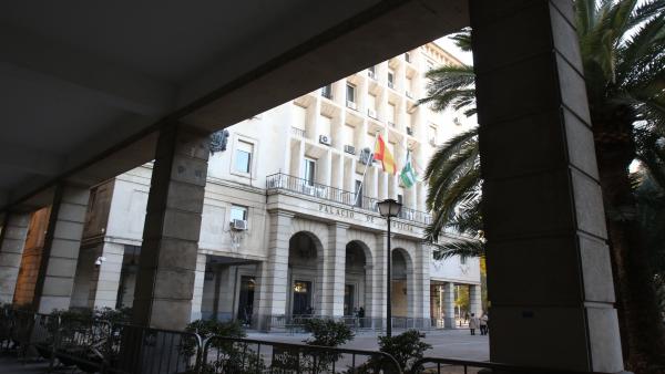 Exterior de la Audiencia Provincial de Sevilla Exterior de la Audiencia Provincial de Sevilla