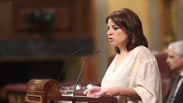 La portavoz parlamentaria del PSOE, Adriana Lastra, interviene en la sesión de control al Gobierno en funciones, en Madrid (España) a 11 de septiembre de 2019. La portavoz parlamentaria del PSOE, Adriana Lastra, interviene en la sesión de control al Gobierno en funciones, en Madrid (España) a 11 de septiembre de 2019.