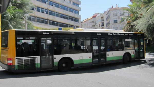 Un autobús urbano de Jaén. Un autobús urbano de Jaén.