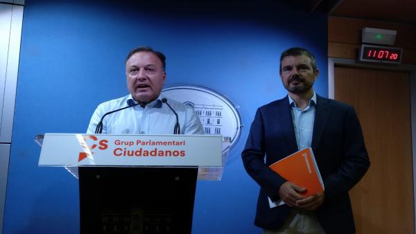 El diputado nacional de Cs, Joan Mesquida (I) y el portavoz en el Parlament, Marc Pérez Ribas. El diputado nacional de Cs, Joan Mesquida (I) y el portavoz en el Parlament, Marc Pérez Ribas.