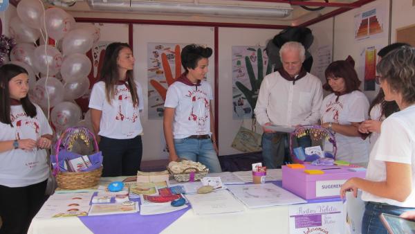EL ALCALDE VISITA UNO DE LOS PUNTOS VIOLETA PARA LAS FIESTAS DE SAN MATEO EL ALCALDE VISITA UNO DE LOS PUNTOS VIOLETA PARA LAS FIESTAS DE SAN MATEO