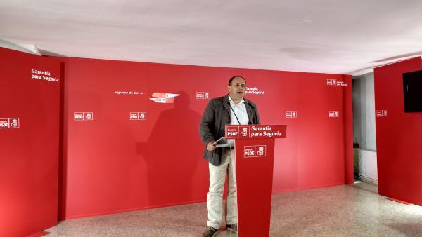 El secretario provincial del PSOE de Segovia, José Luís Aceves, durante un acto celebrado en la sede del partido de la capital segoviana, El secretario provincial del PSOE de Segovia, José Luís Aceves, durante un acto celebrado en la sede del partido de la capital segoviana,