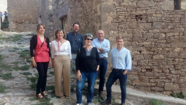 La presidenta de la CHE visita las actuaciones ejecutadas para la consolidación del núcleo de Ruesta (Zaragoza). La presidenta de la CHE visita las actuaciones ejecutadas para la consolidación del núcleo de Ruesta (Zaragoza).