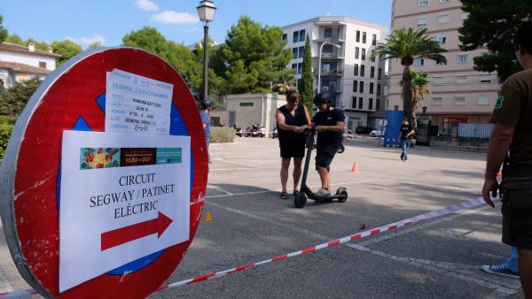 Circuto de patinetes eléctricos del Consell de Mallorca en el Park (ing) Day de Palma. Circuto de patinetes eléctricos del Consell de Mallorca en el Park (ing) Day de Palma.