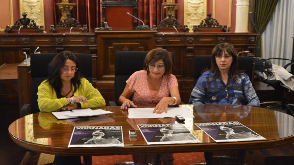 El Ayuntamiento y el Campus de Ourense organizan unas jornadas para sensibilizar contra la Explotación Sexual. El Ayuntamiento y el Campus de Ourense organizan unas jornadas para sensibilizar contra la Explotación Sexual.