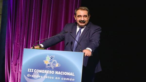 El consejero de Sanidad de C-LM, Jesús Fernández Sanz, en el III Congreso Nacional de la Federación Española de Diabetes celebrado en Toledo El consejero de Sanidad de C-LM, Jesús Fernández Sanz, en el III Congreso Nacional de la Federación Española de Diabetes celebrado en Toledo