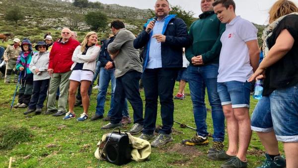 El presidente del Principado, Adrián Barbón, participa en el homenaje de Funeres. El presidente del Principado, Adrián Barbón, participa en el homenaje de Funeres.