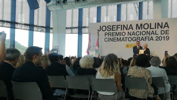La directora de cine y guionista Josefina Molina recoge en el 67 Festival Internacional de Cine de San Sebastián el Premio Nacional de Cinematografía 2019. La directora de cine y guionista Josefina Molina recoge en el 67 Festival Internacional de Cine de San Sebastián el Premio Nacional de Cinematografía 2019.
