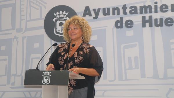 La Presidenta del Grupo Municipal del PP en el Ayuntamiento de Huelva, Pilar Marín, en rueda de prensa La Presidenta del Grupo Municipal del PP en el Ayuntamiento de Huelva, Pilar Marín, en rueda de prensa