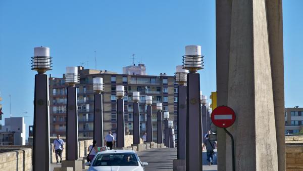 Puente de Piedra en Zaragoza Puente de Piedra en Zaragoza