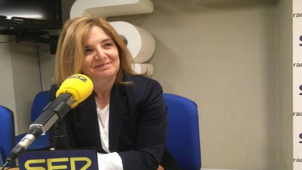 La diputada del PSOE Pilar Cancela en una entrevista a la Cadena Ser. La diputada del PSOE Pilar Cancela en una entrevista a la Cadena Ser.