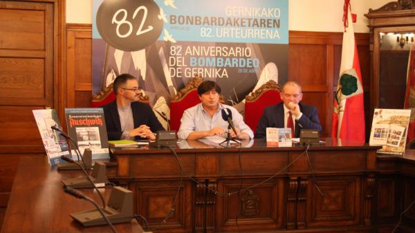 Acto de presentación de la exposición inédita sobre el 'Campo de la Muerte Nazi Alemán, Komzertrationslager Auschwitz' Acto de presentación de la exposición inédita sobre el 'Campo de la Muerte Nazi Alemán, Komzertrationslager Auschwitz'