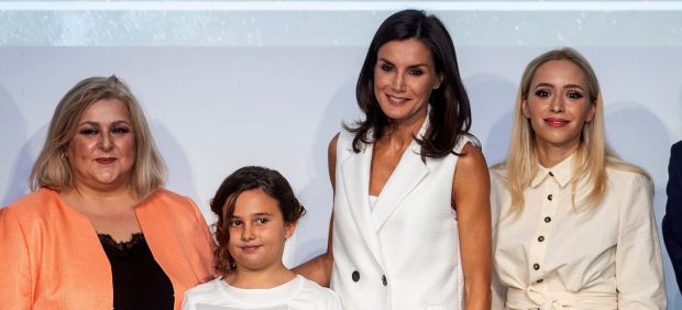 La Reina Letizia se suma al movimiento #Femtástica