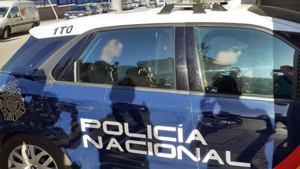 Llegada all Juzgado de Primera Instancia e Instrucción número 4 de la localidad malagueña de Vélez-Málaga, del del novio de Dana Leonte Llegada all Juzgado de Primera Instancia e Instrucción número 4 de la localidad malagueña de Vélez-Málaga, del del novio de Dana Leonte